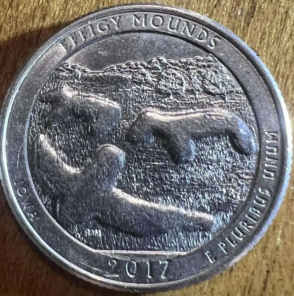 2017-Effigy-Mounds-Washington-Quarter-With-Interesting-Wrapping-Machine-Damage