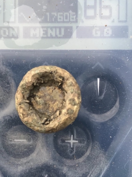 Found-This-Possible-Saxon-Fertility-Amulet--Metal-Detecting-UK