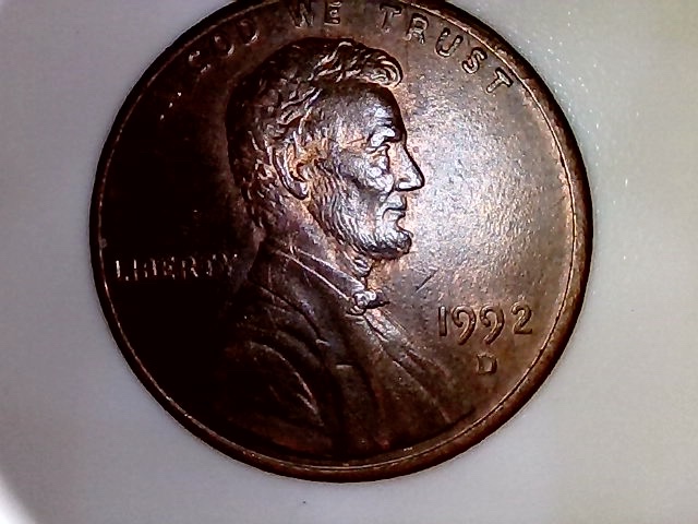 1992-D-LMC;-Questions-On-Obverse,-Extra-Beard?