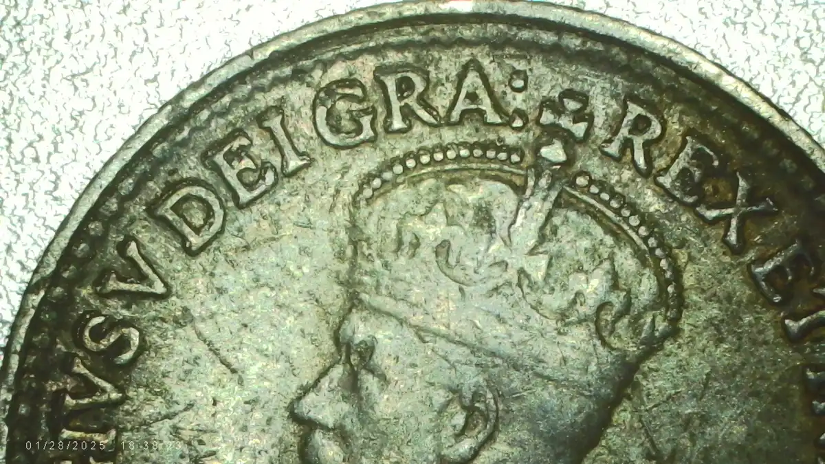 Newfoundland-1912-5-Cent-With-Some-Kind-Of-Doubling!