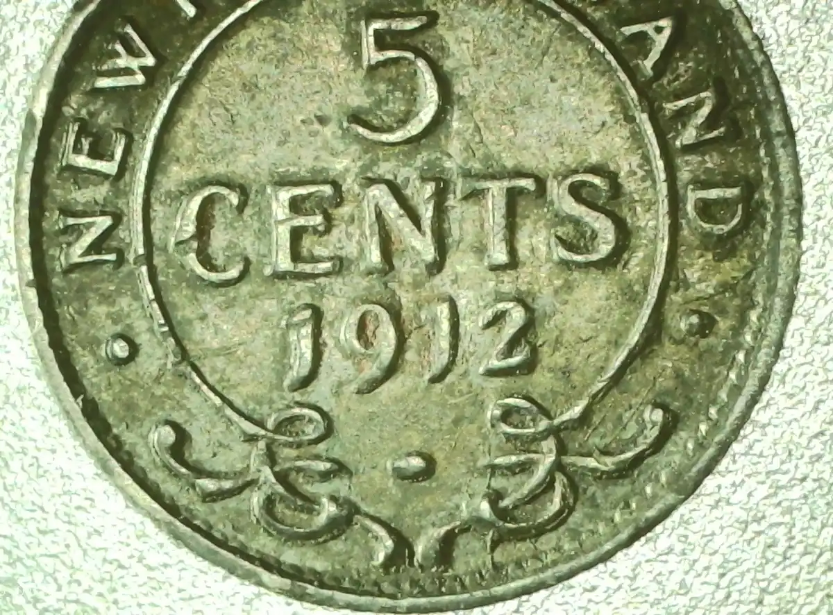 Newfoundland-1912-5-Cent-With-Some-Kind-Of-Doubling!