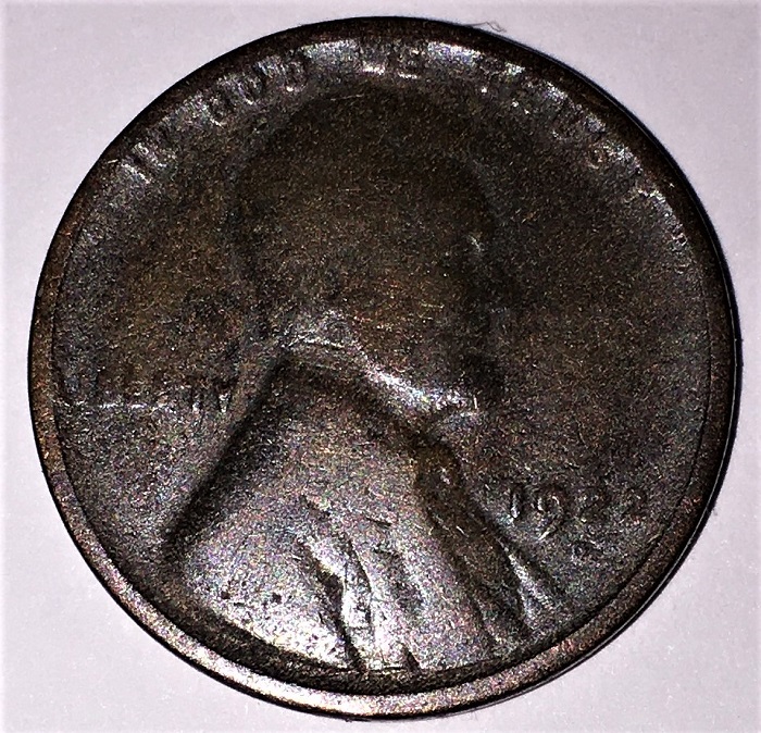1922-Lincoln-Cent.--Maybe-'No-D'.--Bad-Shape.--Stained?