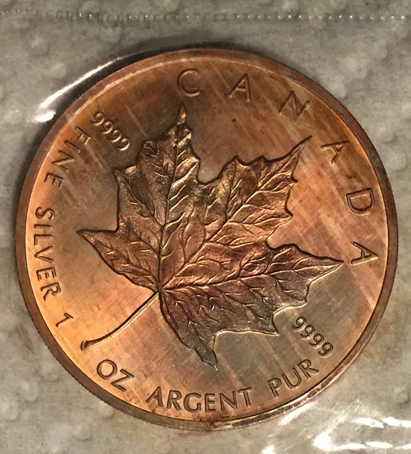 1988-Silver-Maple-Leaf-5-Dollars-/-Heavily-Toned