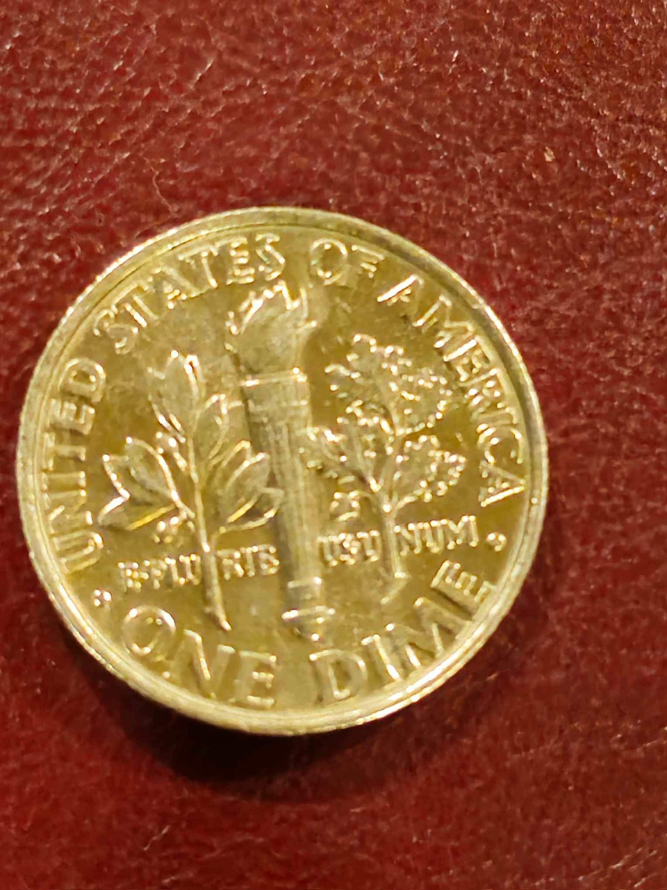 2000-D-Dime-Rounded-Edge-And-Smaller