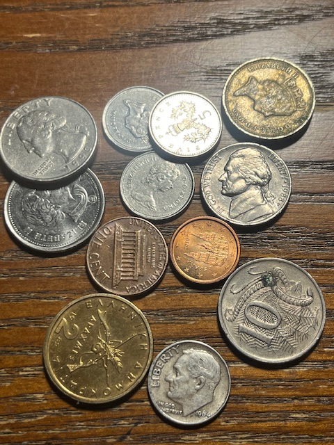 Coinstar-Finds!-Including-Bank-Counters-And-Other-Machines