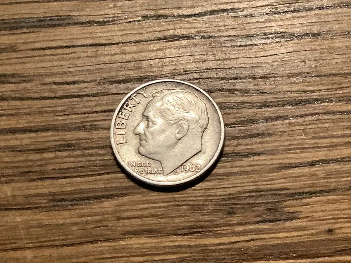 Coinstar-Finds!-Including-Bank-Counters-And-Other-Machines