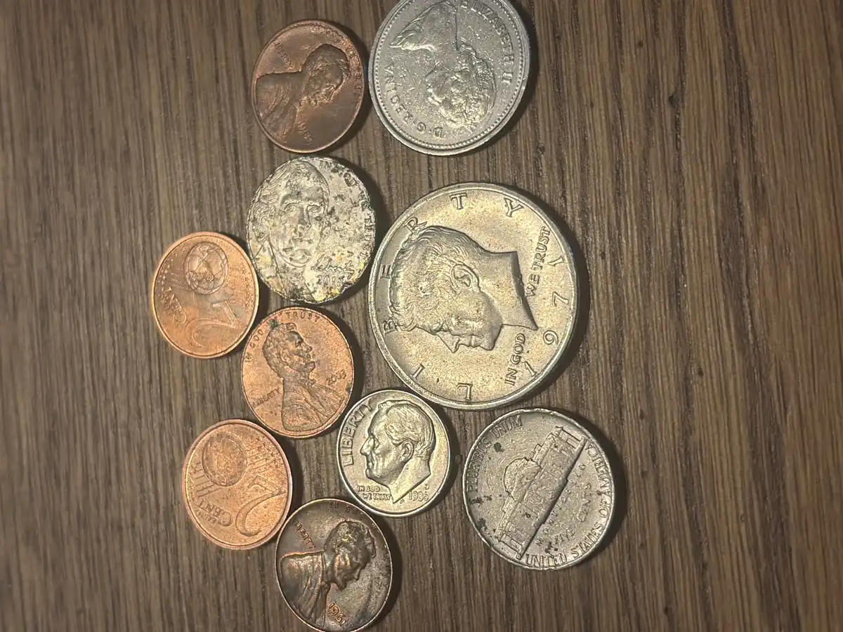 Coinstar-Finds!-Including-Bank-Counters-And-Other-Machines