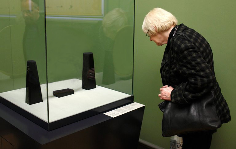 Royal-Canadian-Mint-Goes-Digital...