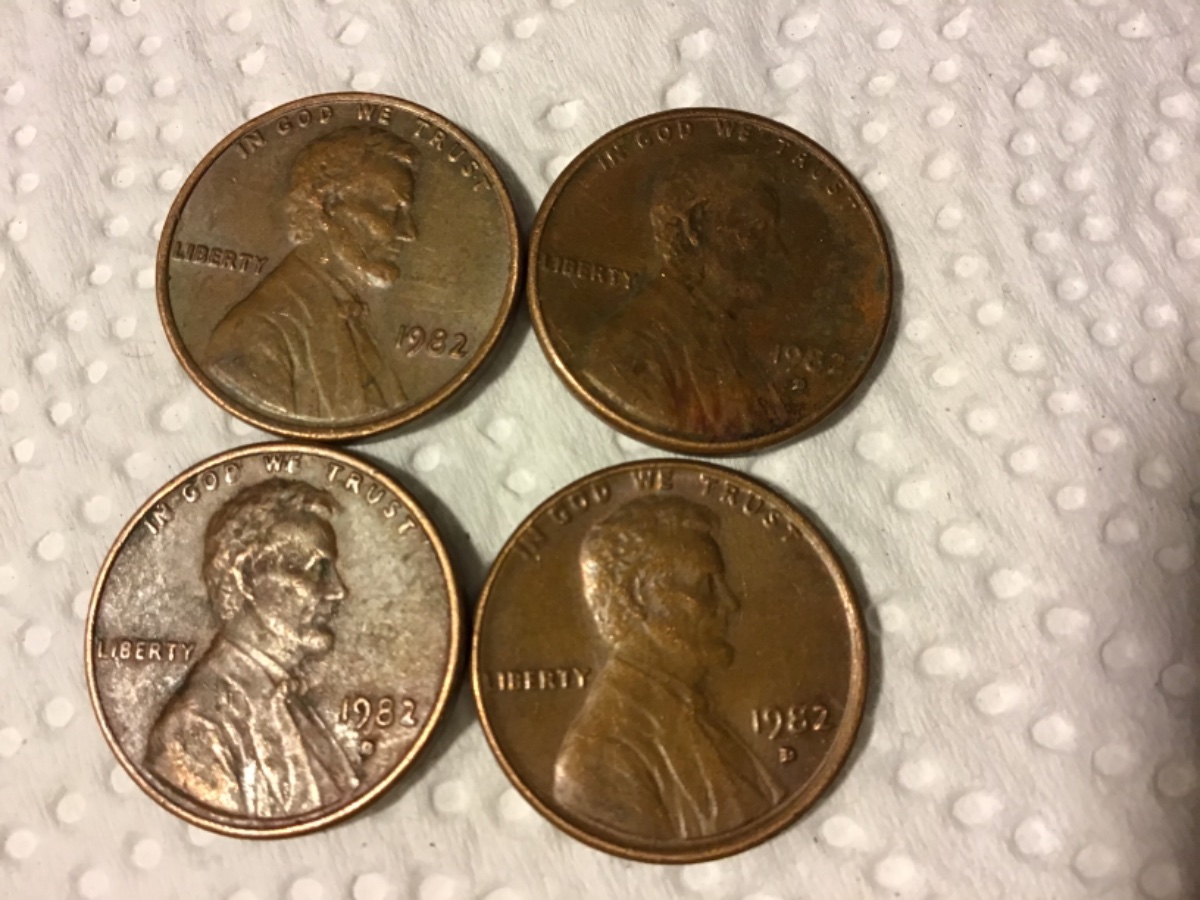 1982-D-Cent-...four,-All-Weigh-Over-3-Grams.