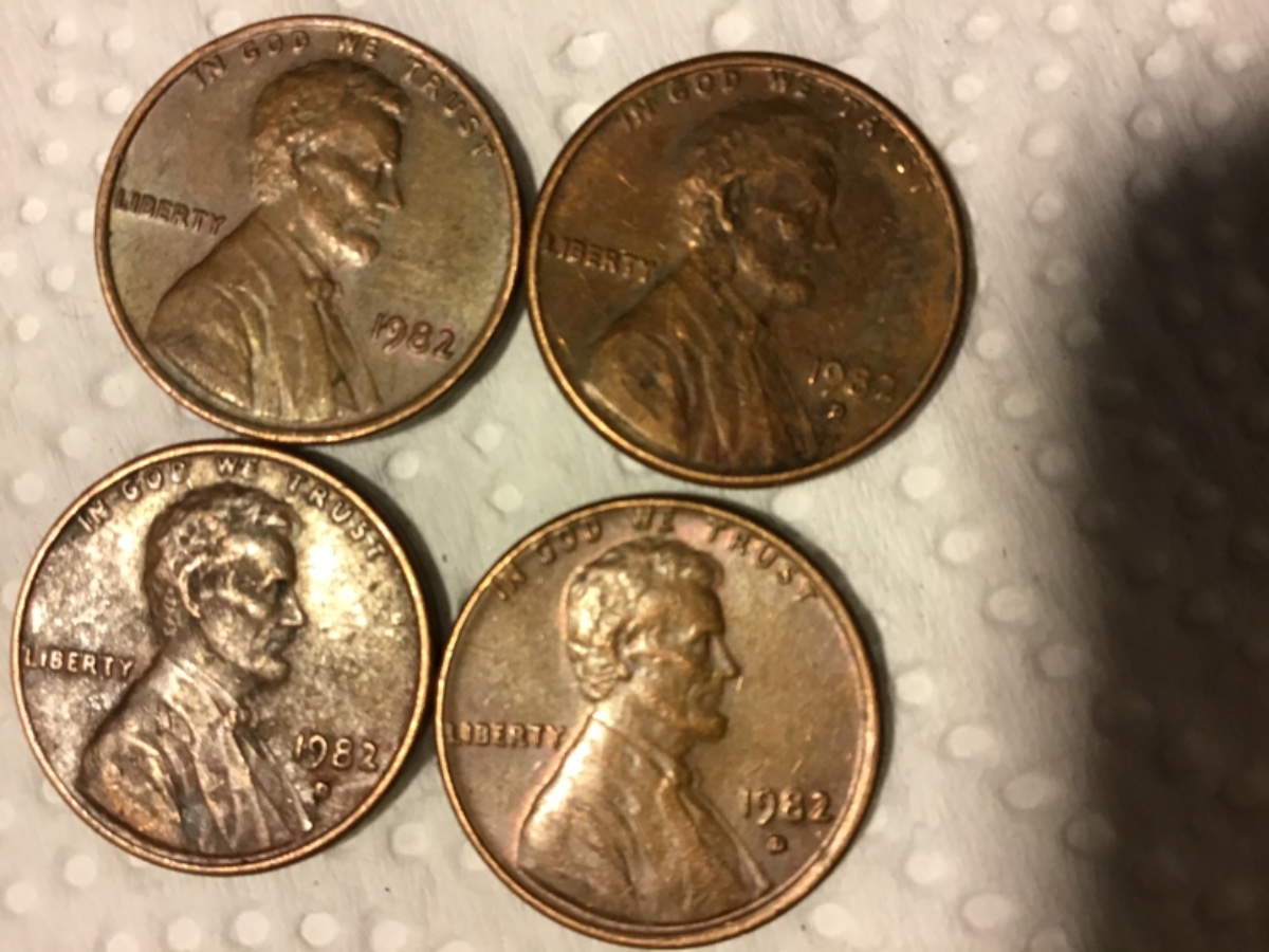 1982-D-Cent-...four,-All-Weigh-Over-3-Grams.