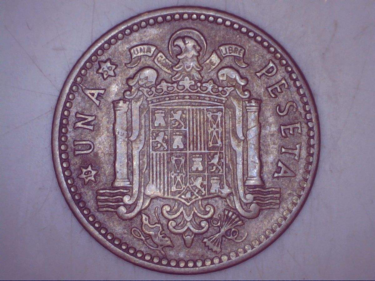 Post-A-Coin-Or-Medal-With-A-Die-Crack!
