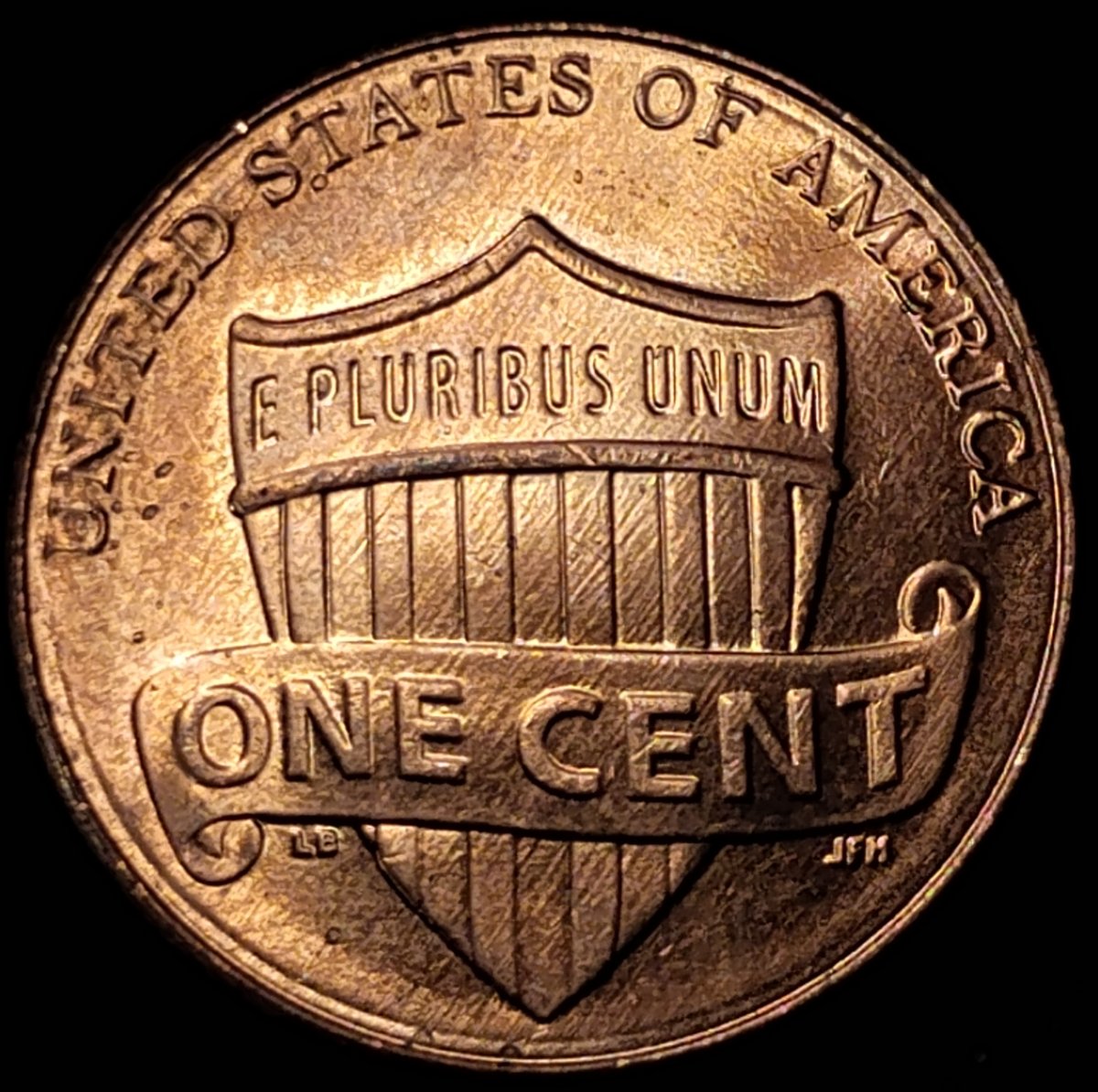 2012-D-Lincoln-Shield-Cent,-Ring-Of-Death-Or-Something-Else?