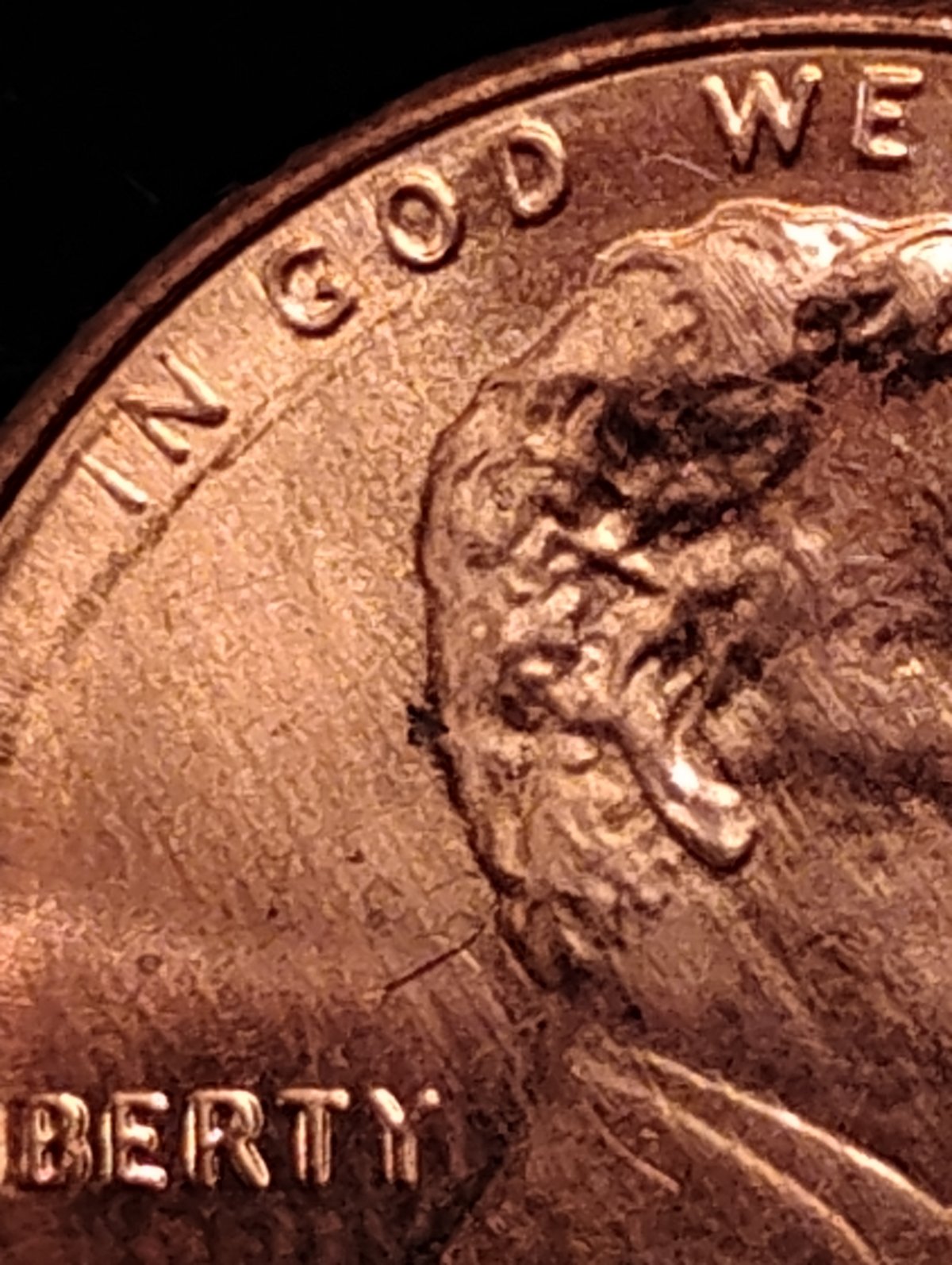 2012-D-Lincoln-Shield-Cent,-Ring-Of-Death-Or-Something-Else?