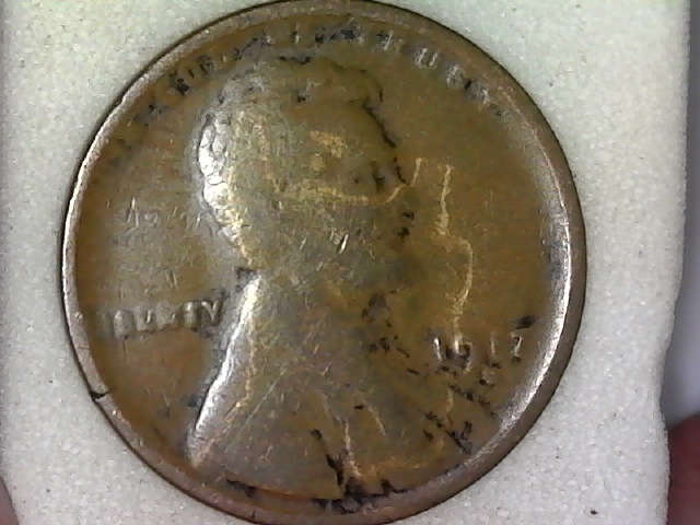 Various-Wheat-Cents.-Can-Someone-Explain-The-Gold-Lines-Please?