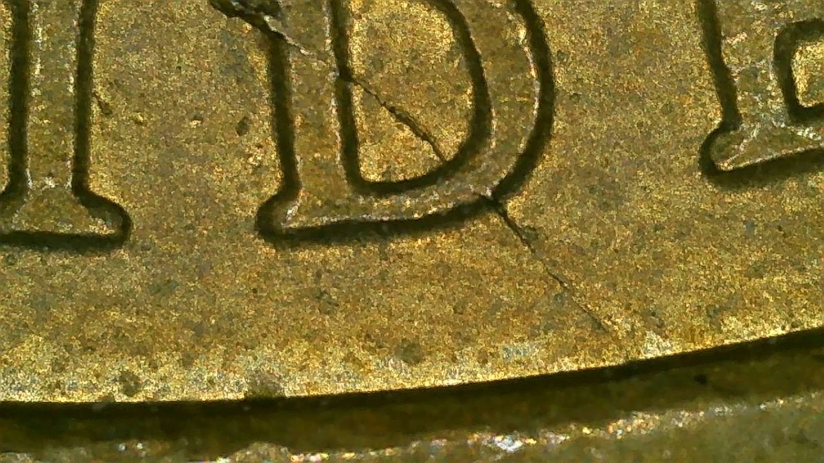 2007-Dollar-Coin-What-Type-Of-Cracks-Are-These?