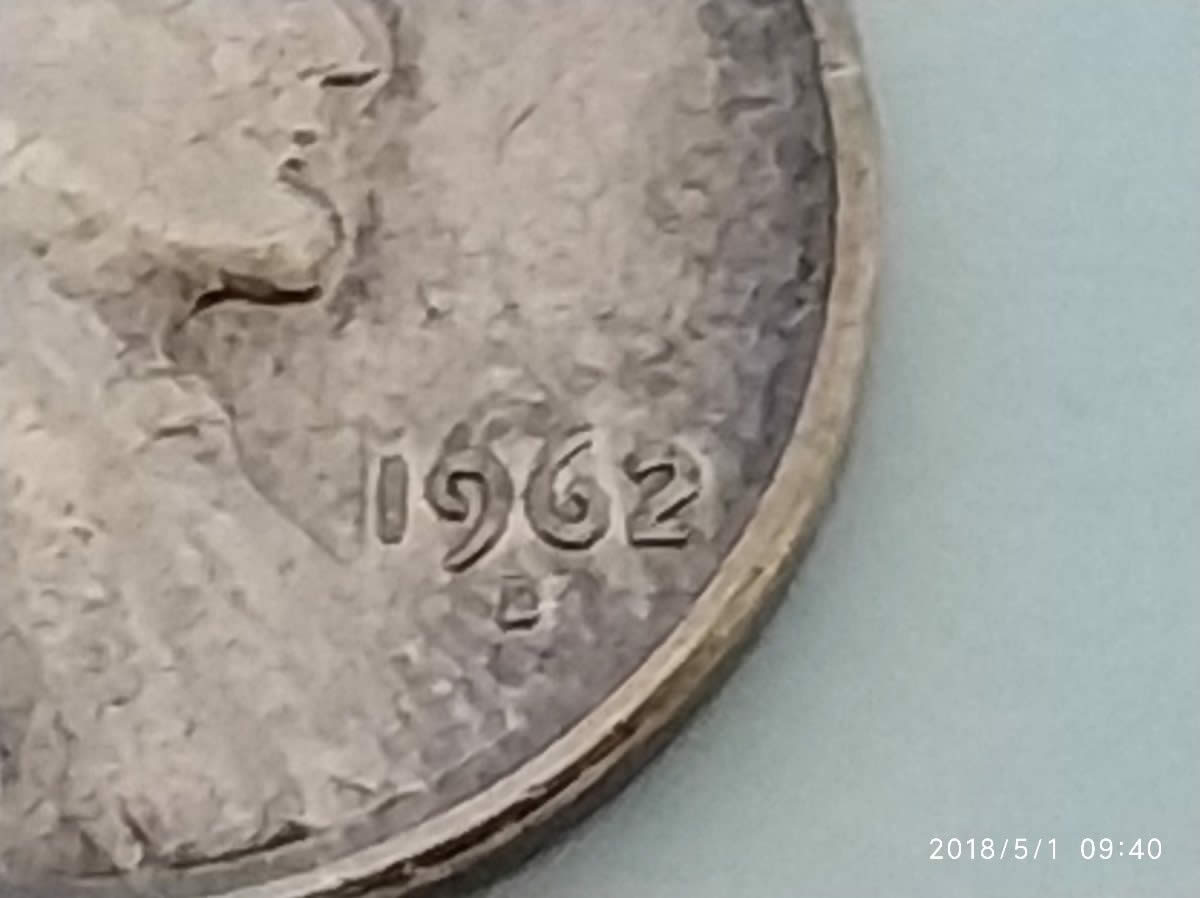 1962-D--Lincoln-Memorial-Cent---Small-Date-Vs-Large-Date