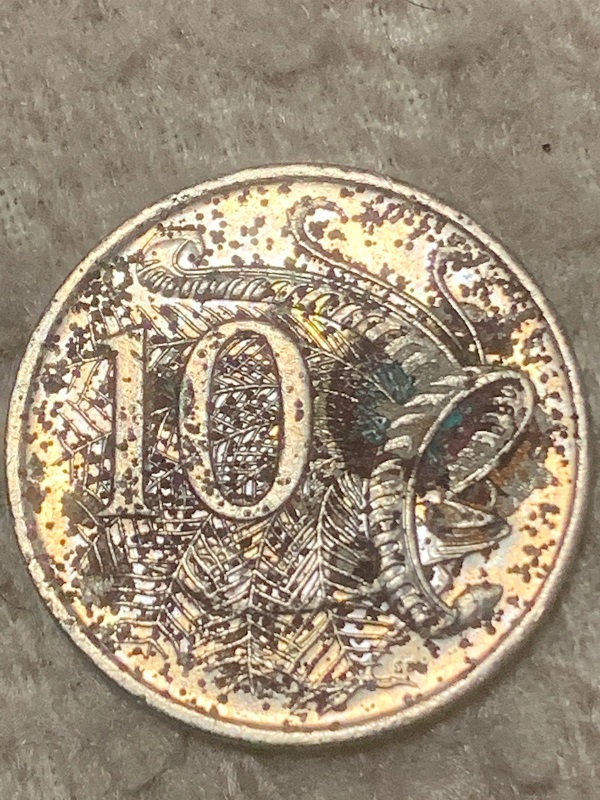 10c-Aust-2013-...oddly-Painted-On-Both-Sides-Of-The-Coin-....maybe-?