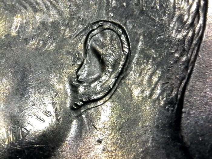 1993-P-Kennedy-Half-Dollar-Doubling-MD?-On-Jawline-And-Ear.-Die-Crack-Coin-20200118-001