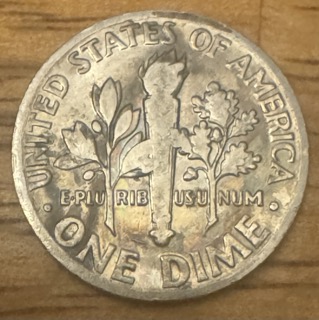Interesting-Possible-Error-Coin?--2023-D-Roosevelt-Dime.--Need-Help-Identifying.