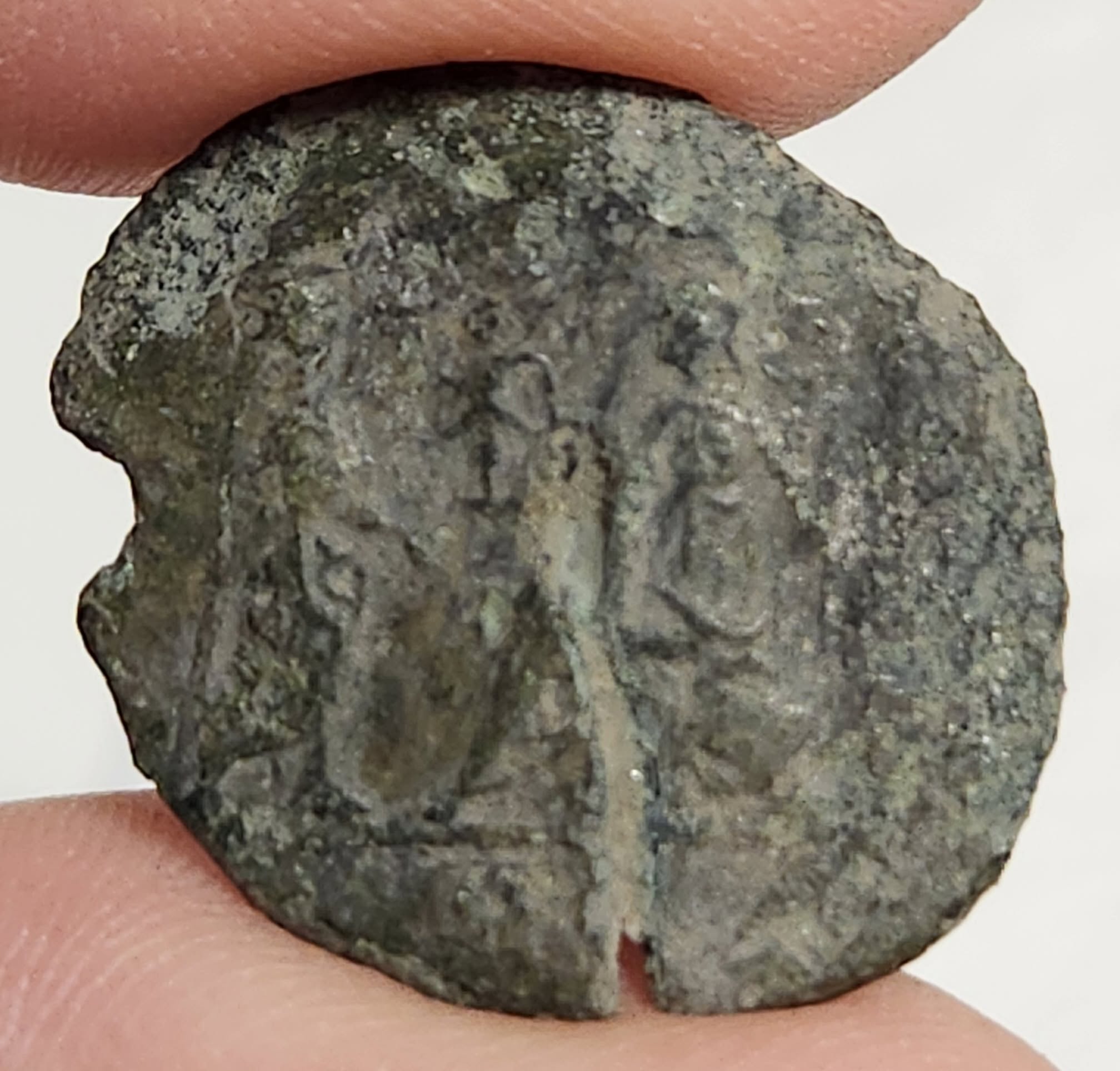 ID-For-Damaged-Roman-Coin?