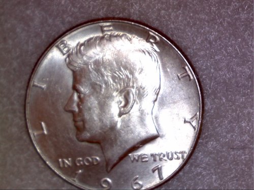 1967-Kennedy-Half-Dollar,-No-Copper-Seen-Around-Rim?