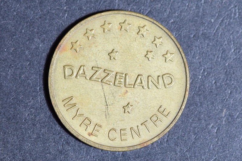 Myre-Myer-Dazzeland-Adelaide-Australia---Early-1990-S-Ride-Error-Token