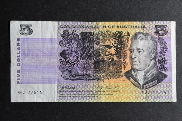 $5-Phillips-Randall---Missing-Colour-Phase---Genuine?