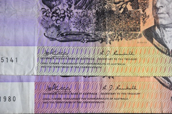 $5-Phillips-Randall---Missing-Colour-Phase---Genuine?