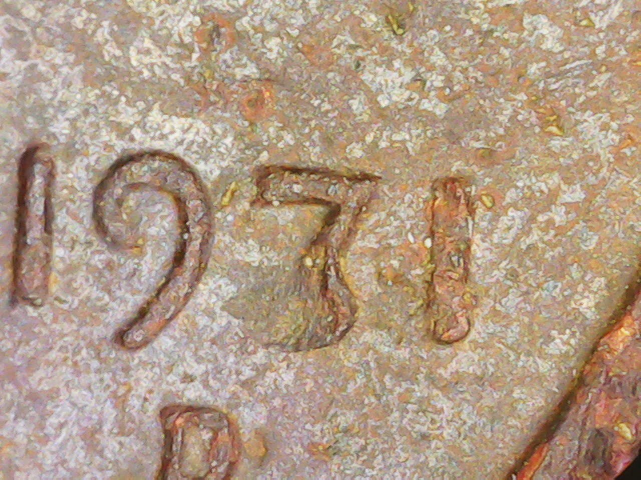 1971-D-Penny-With-An-Odd-