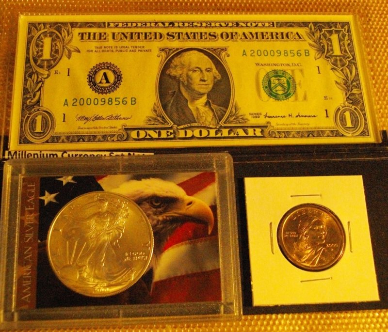 2000-Millennium-Coinage-And-Currency-Set