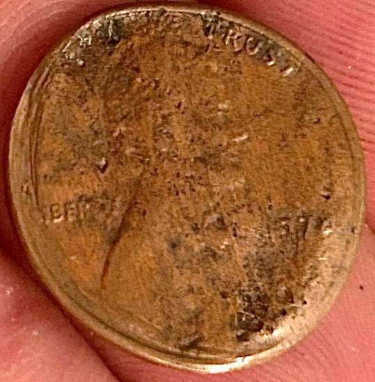 1974-Lincoln-Memorial-Cent-Strike-Thru-Error?