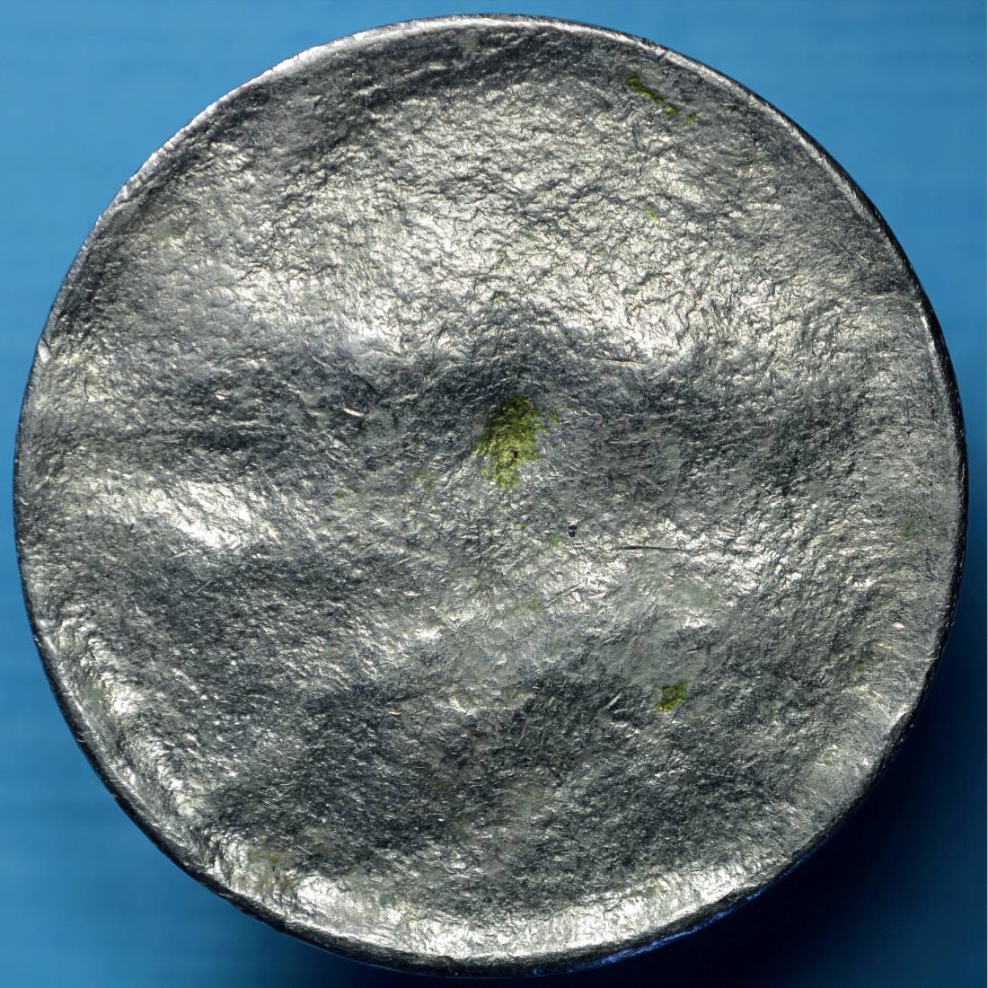 ND-5c-Struck-Through-Grease-Filled-Die-Cap?
