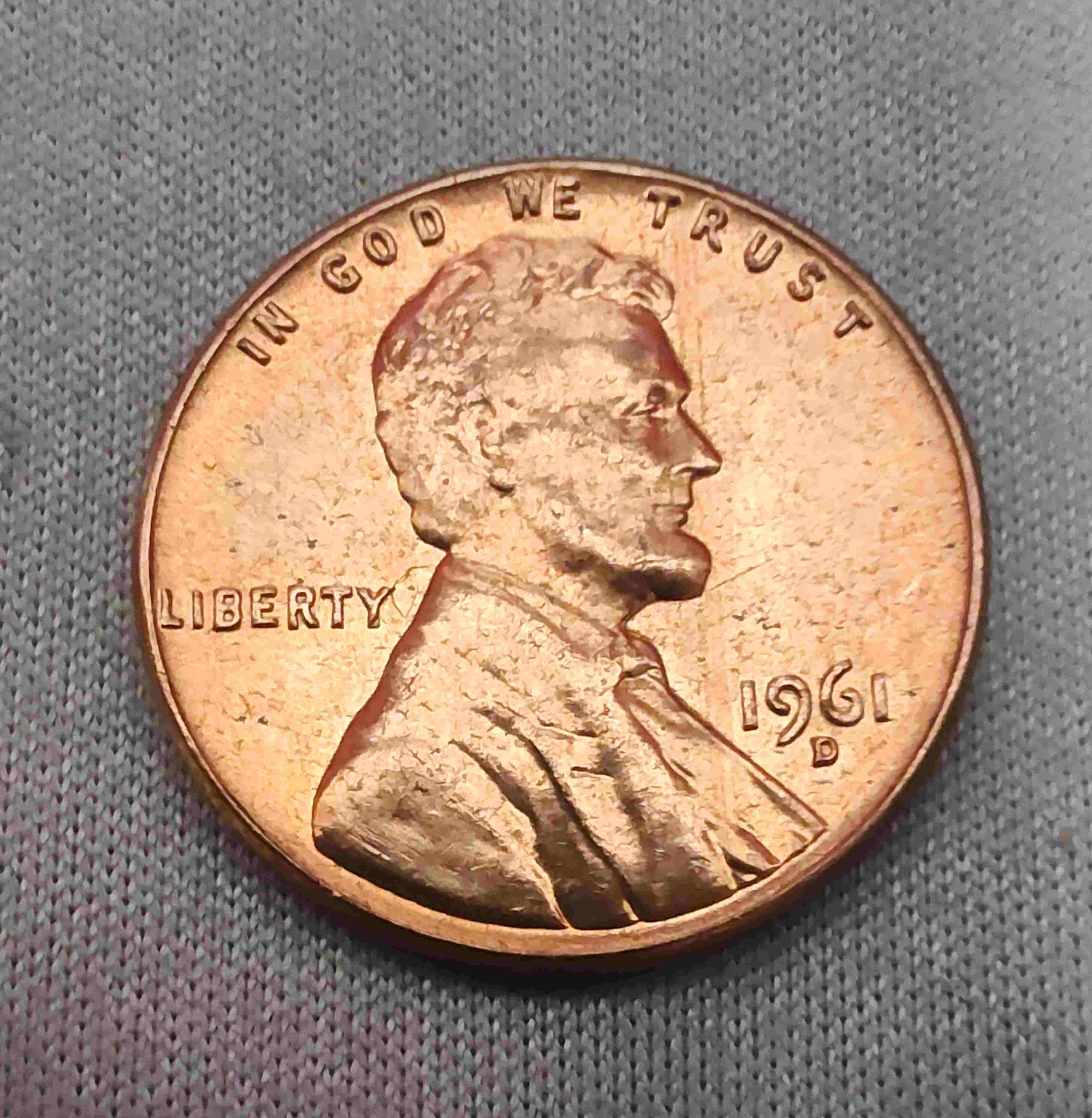 1961-D-Lincoln-Cent-Found-In-Old-Bankroll.-Possible-90°-Die-Clash-On-Obverse.-Can-Anyone-Help-Me-CO?