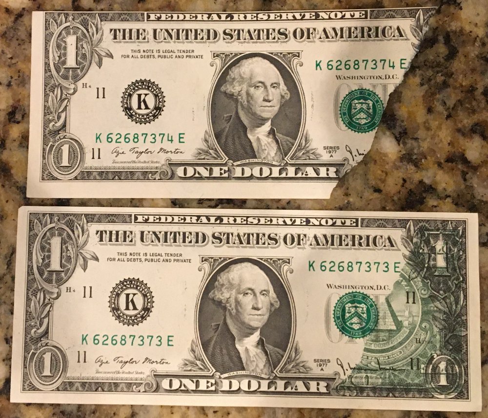 Error-On-Sequential-One-Dollar-Bills-1977-Never-Circulated