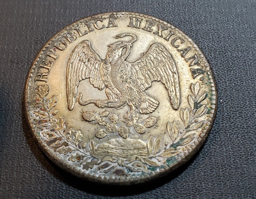 Counterfeit-8-Reales