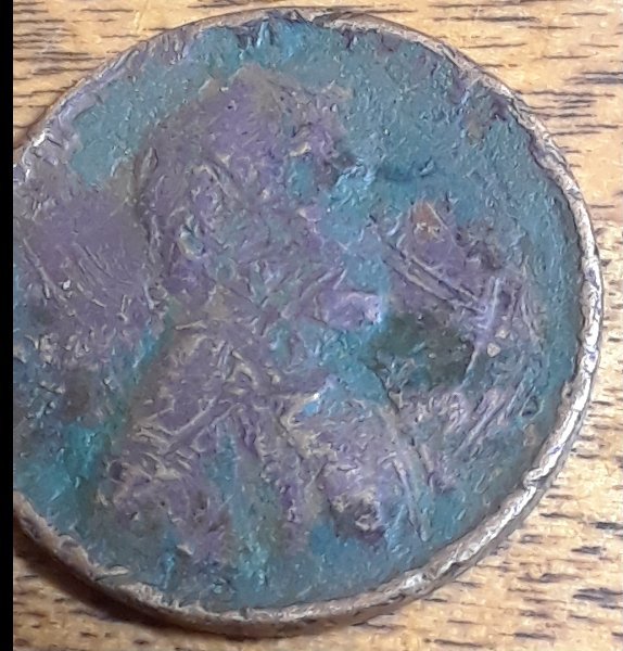 Can't-Make-Out-The-Date-But-It-Looks-Like-A-1943-Copper-Cent