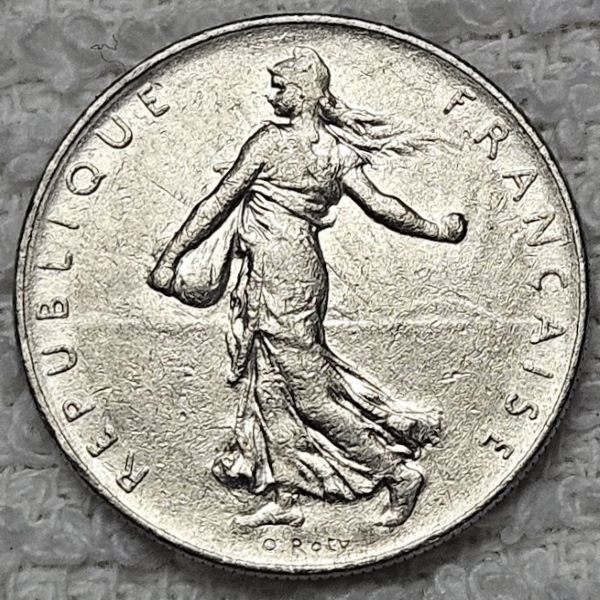 Show-Your-Coins-With-Different-Edges