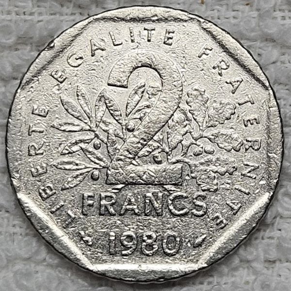 Show-Your-Coins-With-Different-Edges