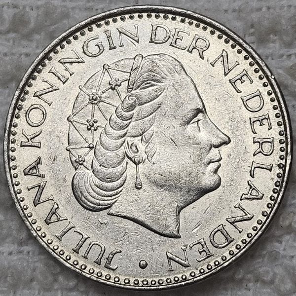 Post-Your-Coins-Depicting-Weaponry!