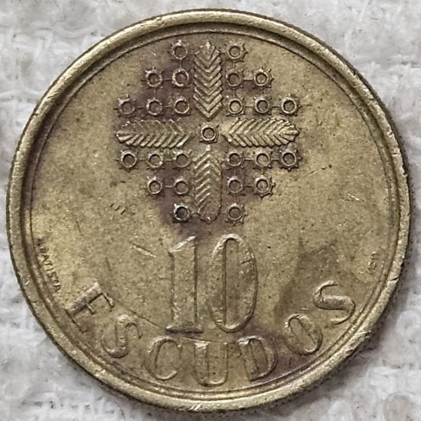 Post-Your-Coins-With-A-Castle