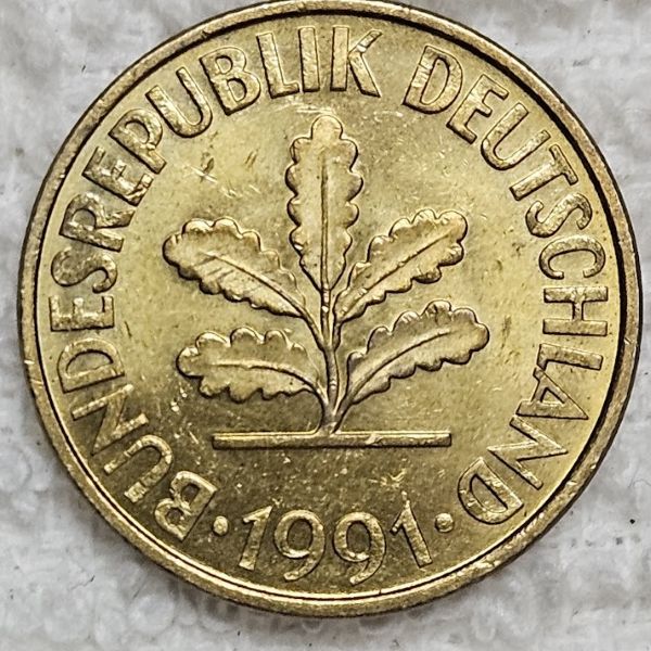 Post-Your-Coins-And-Medals-With-Trees