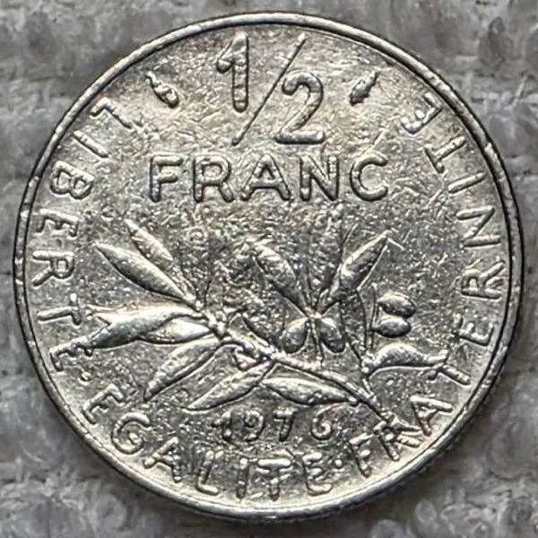 Post-Your-Sun-Face,-Sunrise,-Or-Sunset-Coins!