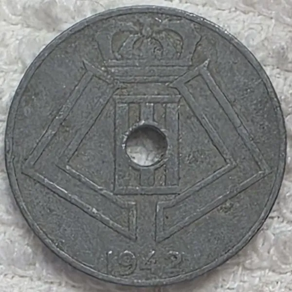 Post-Your-Coins-With-A-Castle