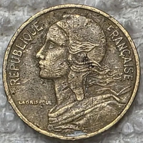 Post-Your-Coins,-Medals-And-Tokens-With-A-Cornucopia