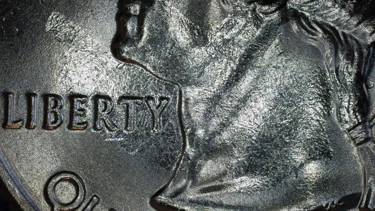2007-P-Quarter-Possible-Shallow-Strike-Through.