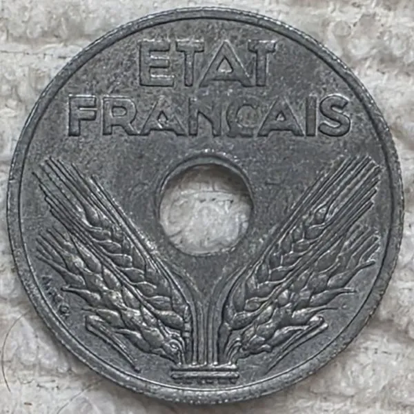 Show-Your-Coins-With-Fruit.