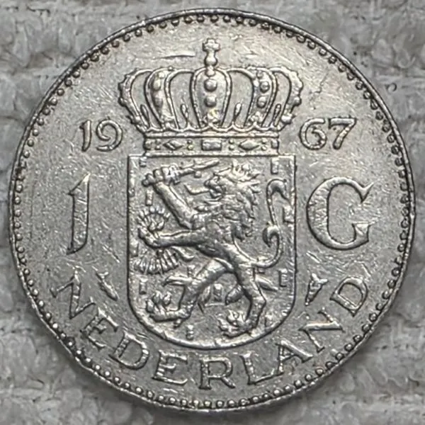 Post-Your-Coins-With-Hats