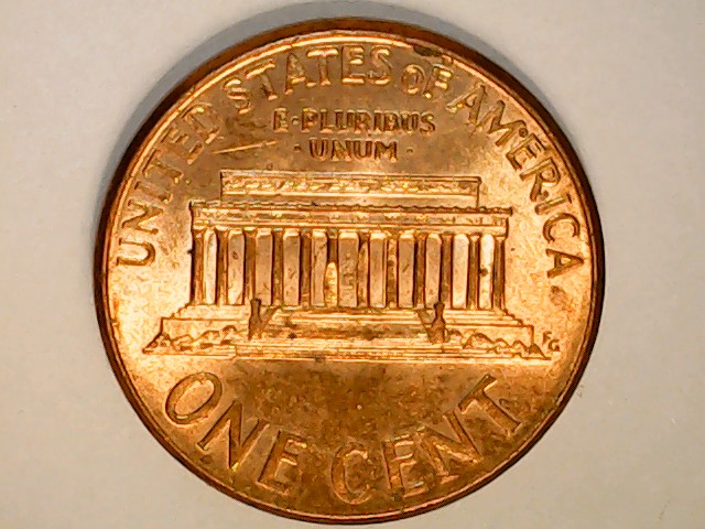 2005-Lincoln-D-Penny-Extra-Steps-Continuing-Up-Columns-On-Memorial-Reverse