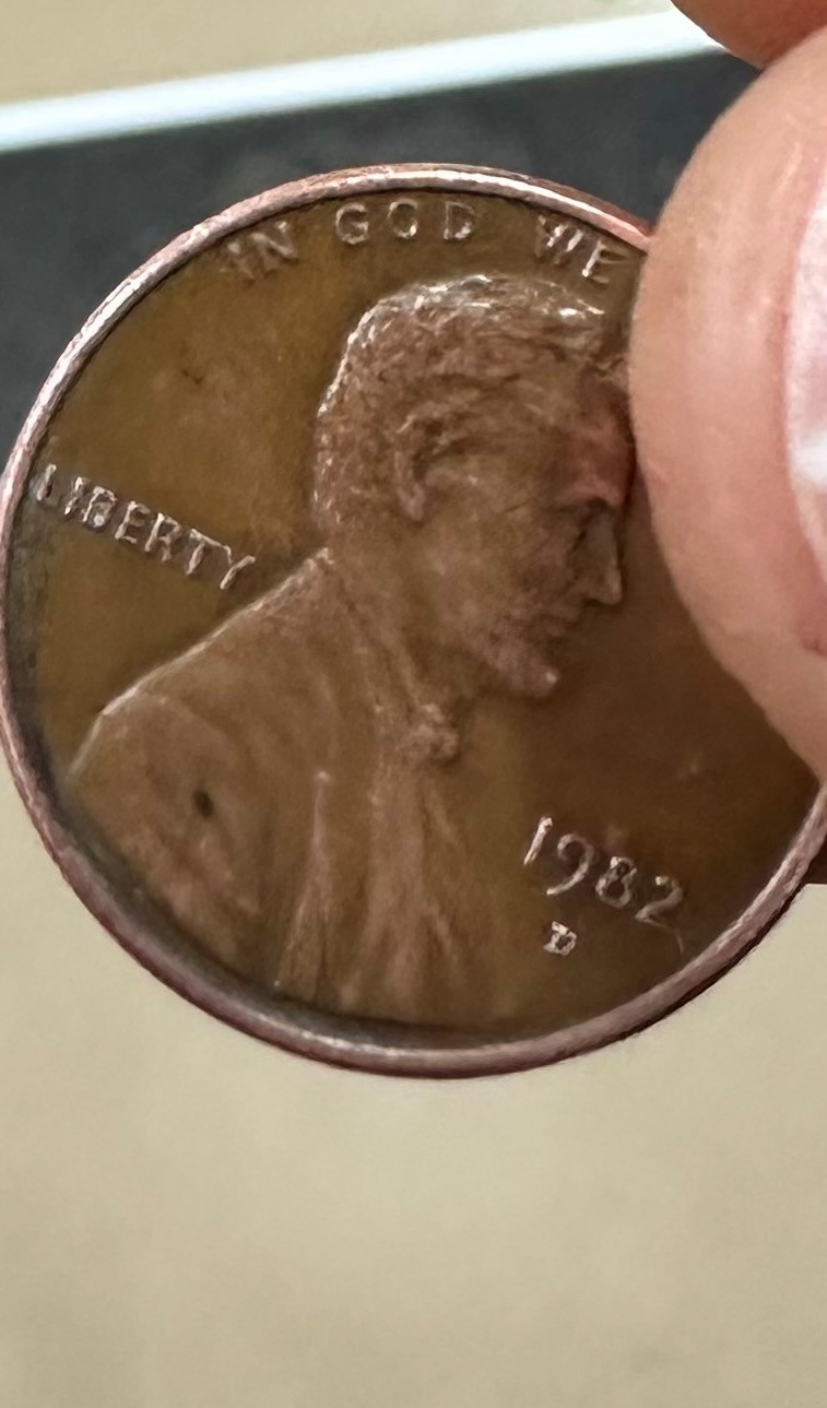 1982-D-Small-Or-Large-Date-Penny?