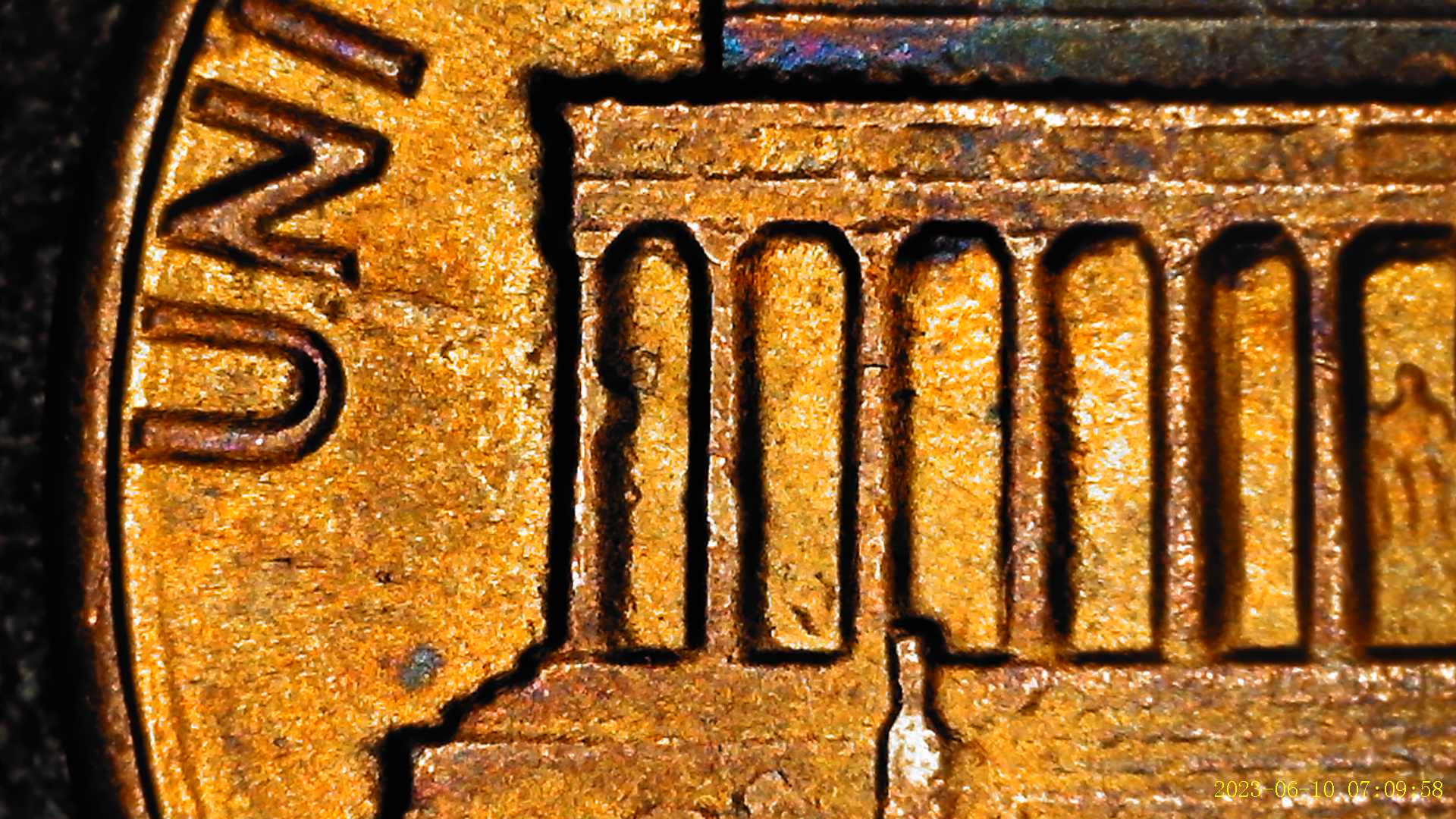 1982-Large-Date-Penny-With-Cud-/-Die-Crack-Location-Obverse/Reverse
